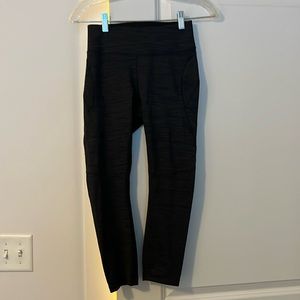 Outdoor Voices women’s leggings. Size: S.
